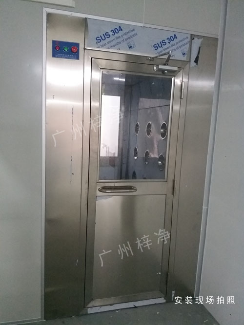 不锈钢风淋室图片 不锈钢风淋室图片