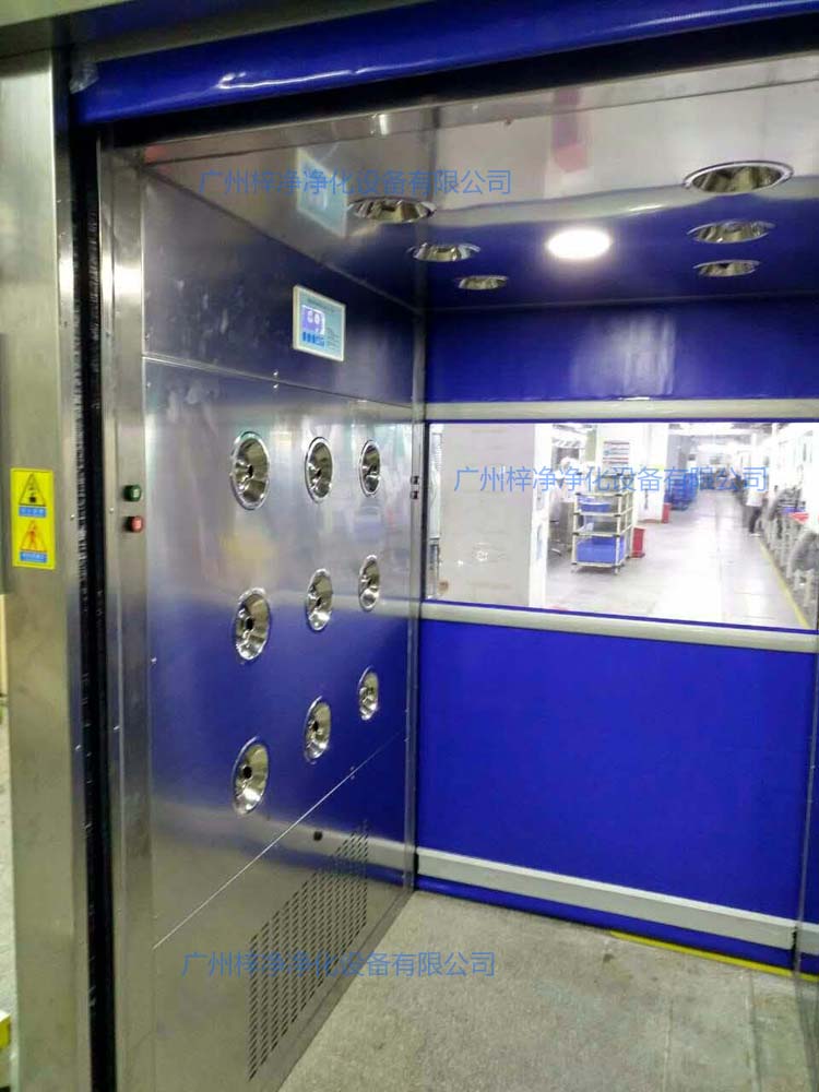 快速卷帘门货淋室工作区设计为三侧吹淋 快速卷帘门货淋室工作区设计为三侧吹淋